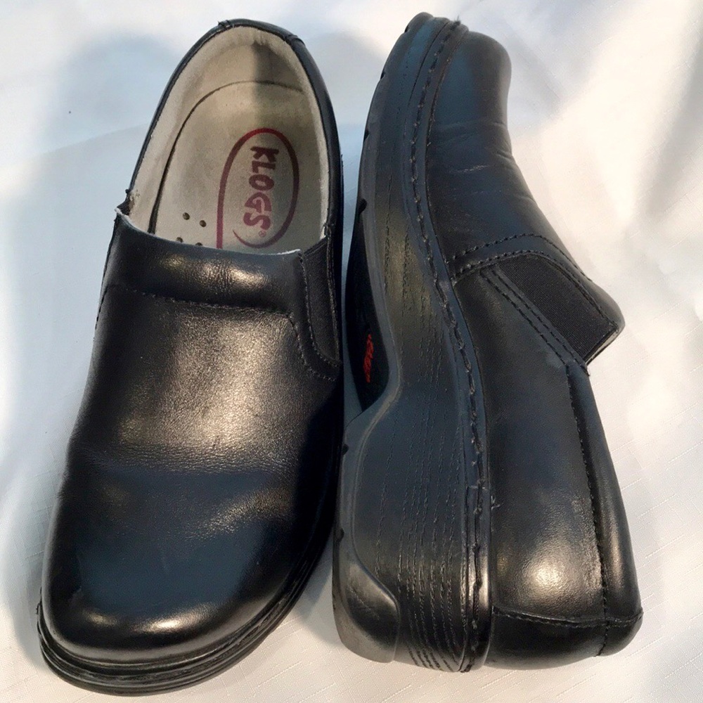 Black Slip-On Women's Clog Shoes - Picture 6 of 8